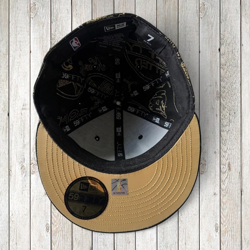 New Era Mens Los Angeles Lakers 59FIFTY Fitted Hat Black Gold All Over Size 7 - Picture 5 of 6